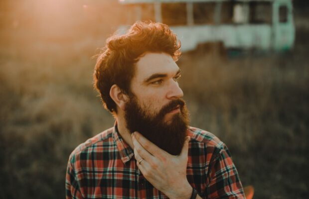Clarksville – Do BEARDED Men Make Better Husbands?